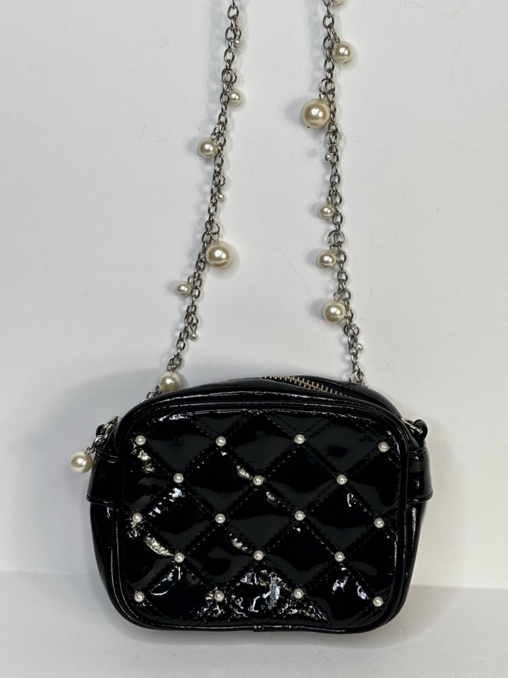 WHBM Black Patent Quilted Pearl Mini Crossbody Bag Chain Strap - Picture 3 of 10